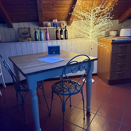 Casa In Contrada: Cozy Flat In Old Town * Беллано